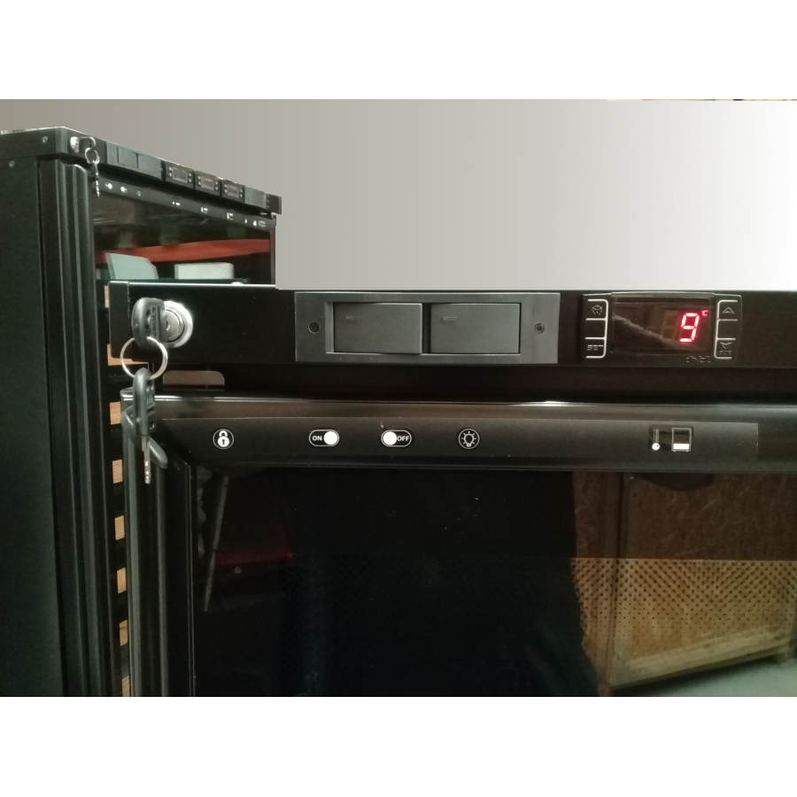 cavas_wineworld_con_llave_de_seguridad_en_todos_sus_modelos Todas las cavas Wineworld tienen cerradura de seguridad